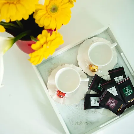 Reginella ゲストハウス サレルノ