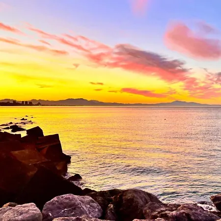 ゲストハウス Reginella